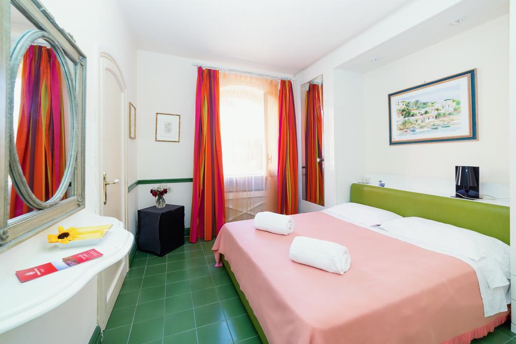 I Giardini Di Giano Bed & Breakfast Torre di Faro Екстериор снимка